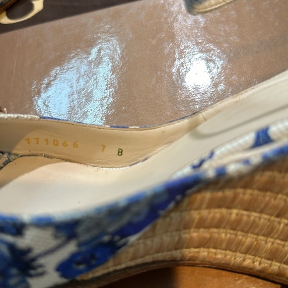 Vintage Gucci Flora Horsebit Ankle Strap Wedge Sandals (Indigo) Size 7 - Picture 8 of 11